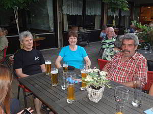 ein kühles Bier nach einem heißen Tag
